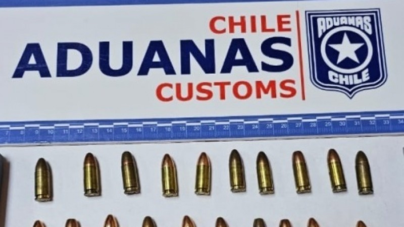 Un camionero mendocino fue detenido en Chile con municiones de 9mm ocultas